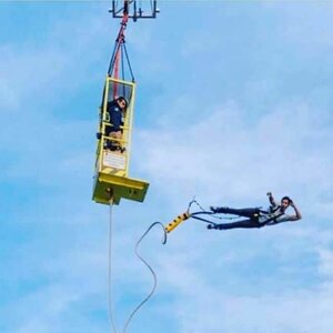 Bungy Jump Holland image 5