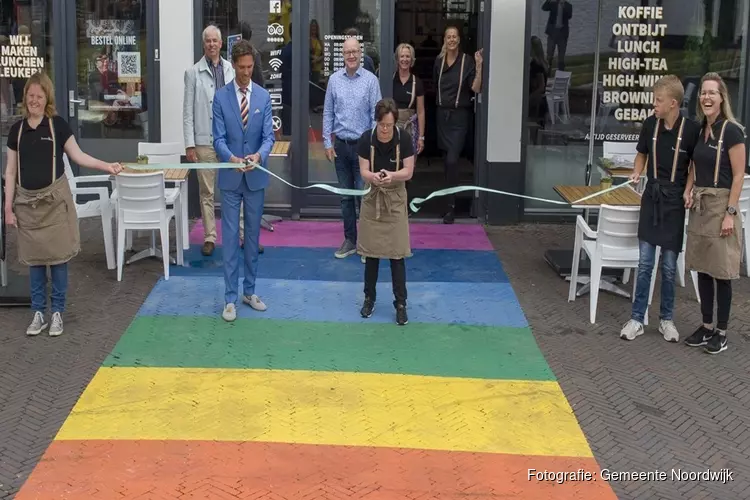 Regenboogpad Noordwijkerhout officieel geopend