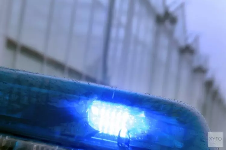 Hennepkwekerij en benodigdheden drugslab gevonden
