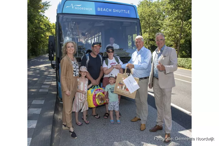 Noordwijk verwelkomt 8000e passagier van dit strandseizoen