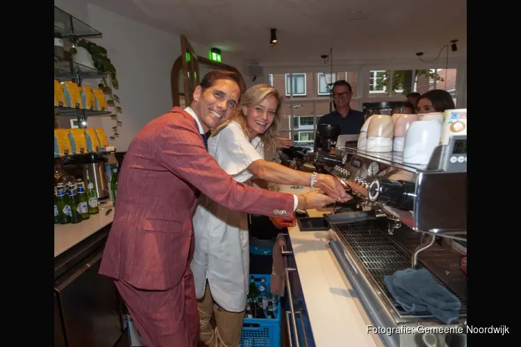 Nieuwe winkel feestelijk geopend