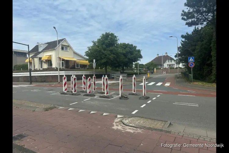 Sinkhole op Nieuwe Zeeweg in Noordwijk