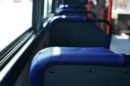 Buslijn 90 rijdt toeristische route tijdens de zomer